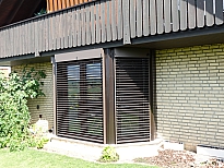 Terassentür mit Sonnenschutz